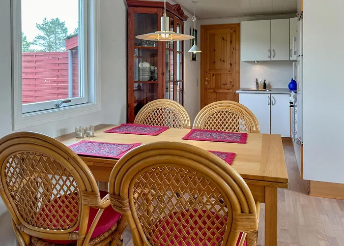 Lovely In With Wifi Hébergement de vacances